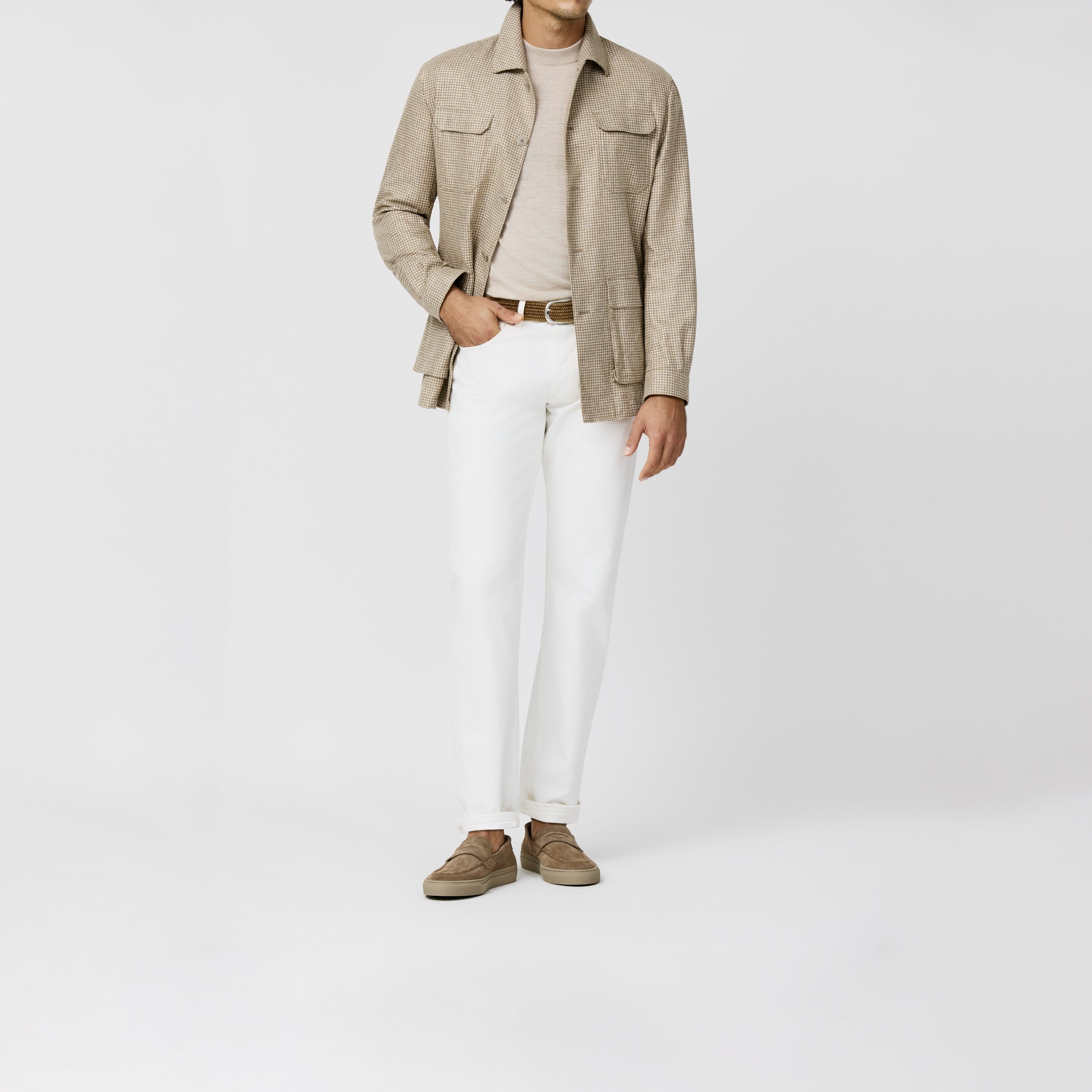 9787 Ivory-silk sharkskin with beige houndstooth